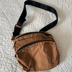 BAGGU belt bag